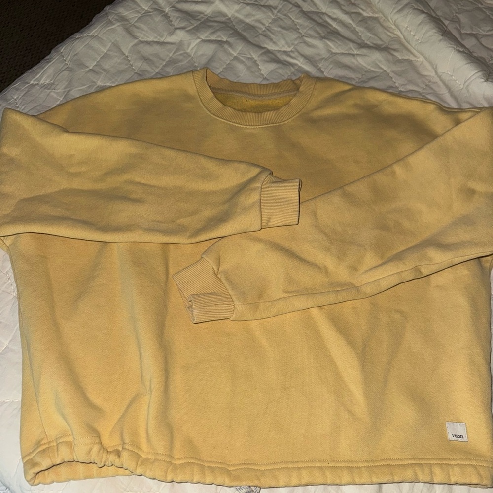 Women’s restore crop Vuori  Yellow Crewneck Sweater small